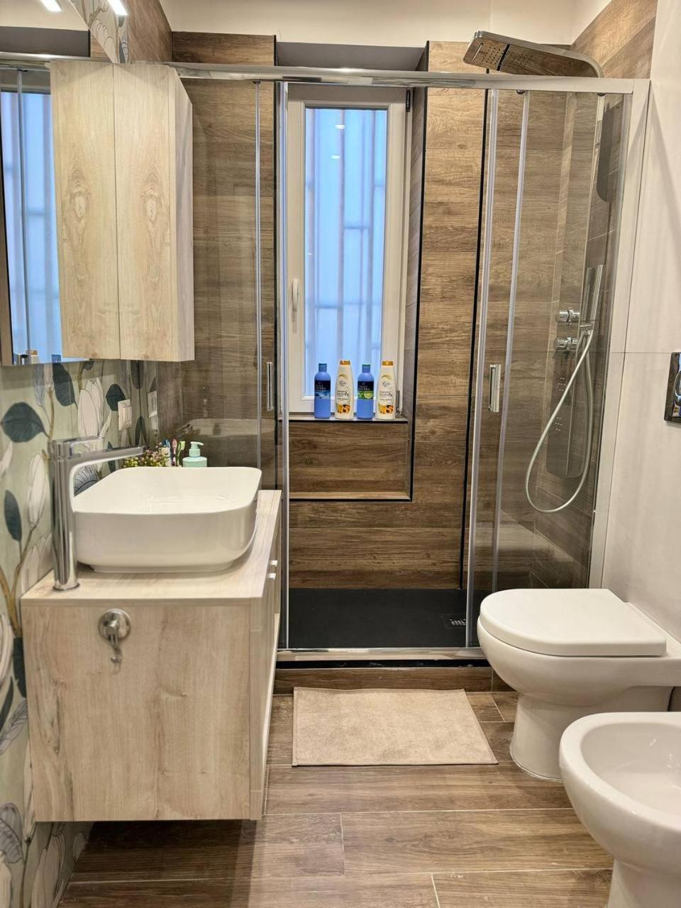 280 Mt Dalla Metro The Mox Luxury Apartament