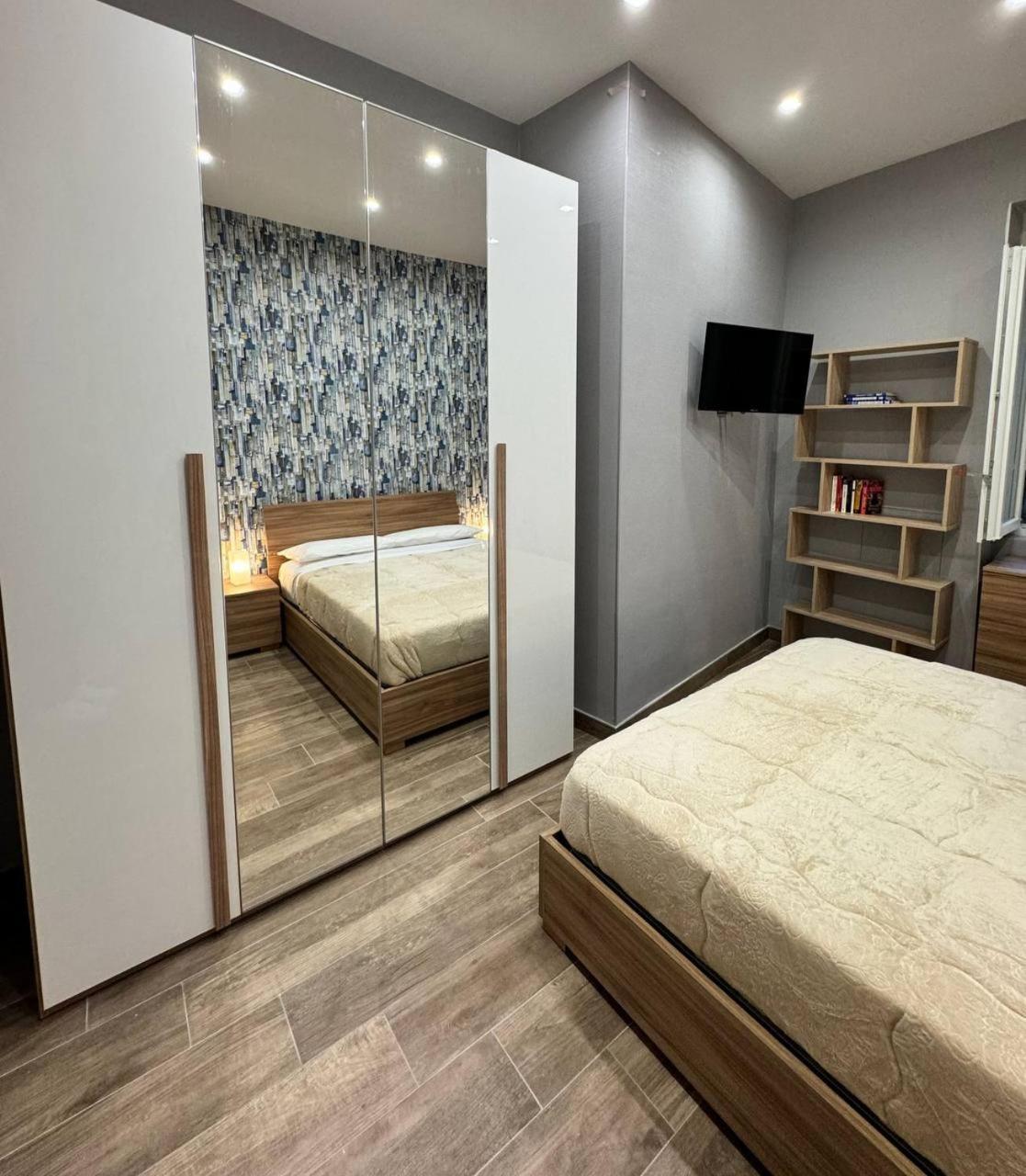 Appartement 280 Mt Dalla Metro The Mox Luxury Apartament Naples